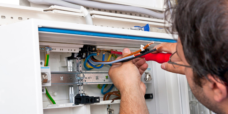 Electrician in Charlotte, North Carolina