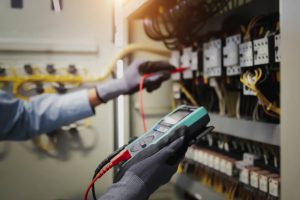 3 Common Signs of Commercial Wiring Problems
